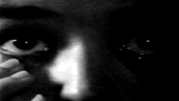 Un film d’Amélie Labourdette & David Zard. Un être anonyme entre dans un labyrinthe construit à partir de fragments cinématographiques. […]